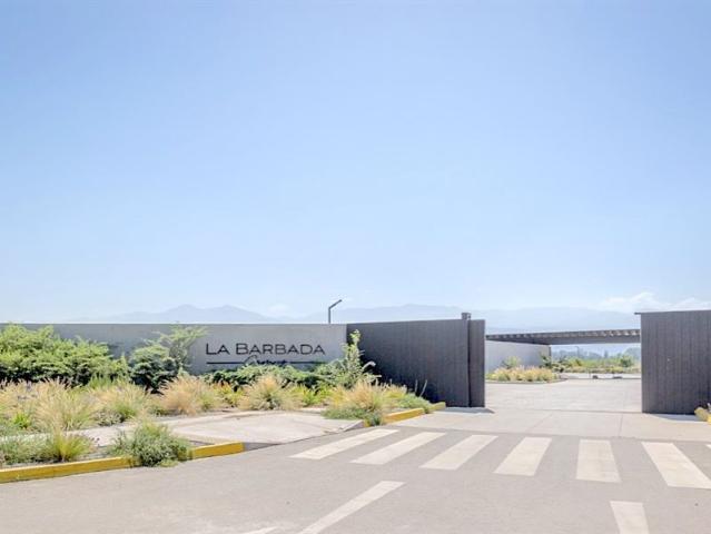 Terreno en venta en Algarrobal, Metropolitana