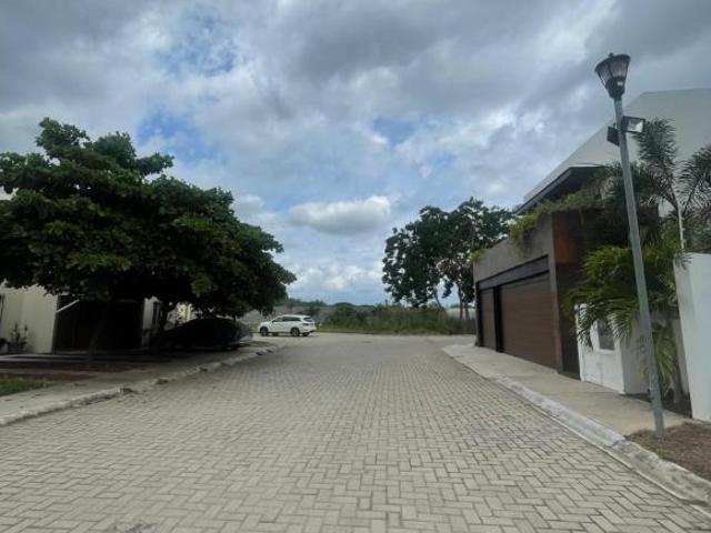 TERRENO EN LA HIGUERA, MANZANILLO