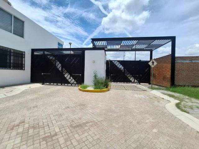 Terreno en lotetta quinta azaleas
