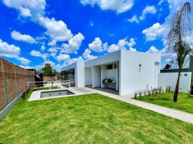 REMATO TERRENO EN LORETTA