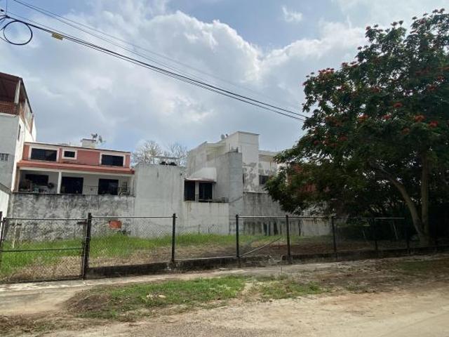 Terreno en venta en Centro, Tabasco