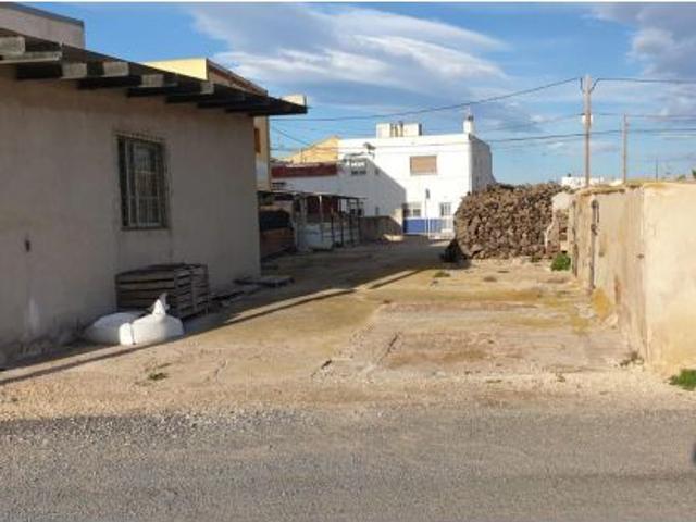 Local Comercial en venta en els Muntells, Montsià
