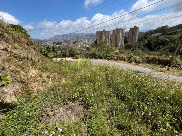 Terreno en venta en Los Teques, Miranda