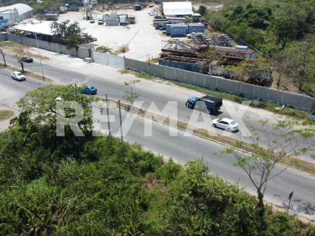 Terreno en venta en Fraccionamiento Brisas del Grijalva, Villahermosa