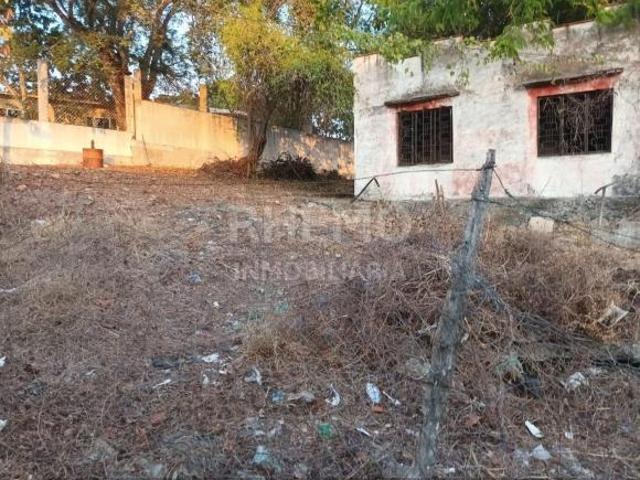Terreno en Venta a lado de Aurrera en Constitución, Naranjos, Ver