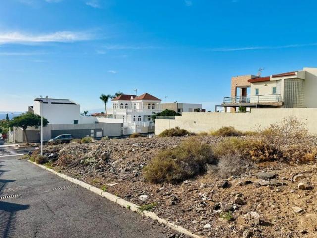 Terreno en venta en San Eugenio Bajo, Adeje