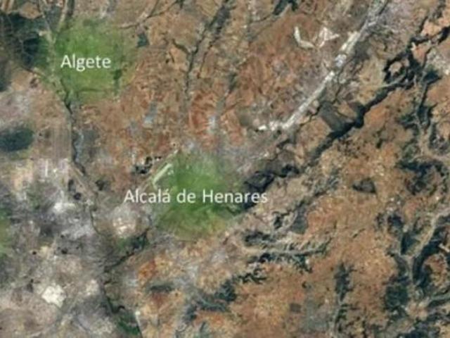 Terreno en venta en Distrito II, Alcalá De Henares