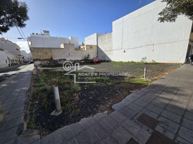 Terreno en venta en La Vega, Arrecife