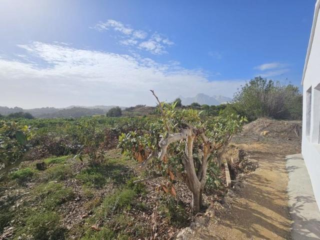 Terreno en venta en la Marina Baixa, Valencia