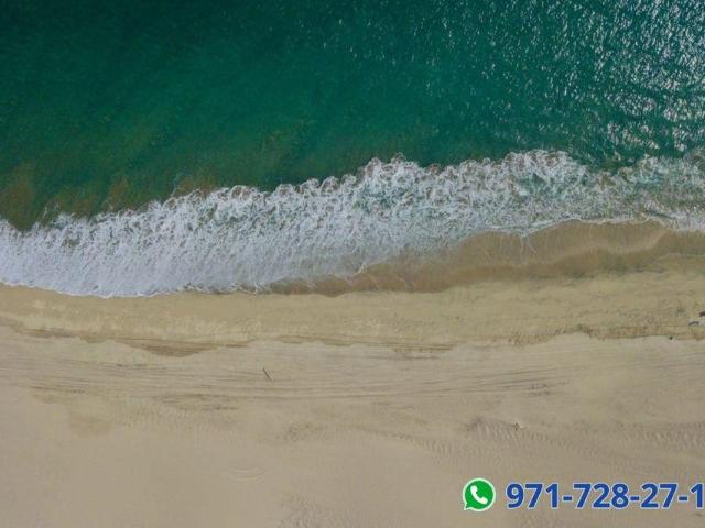 terreno en venta cercano a la playa y el mar en playa azul