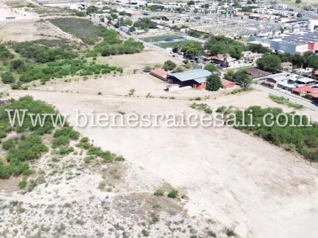 Terreno en Venta, col 28 de junio