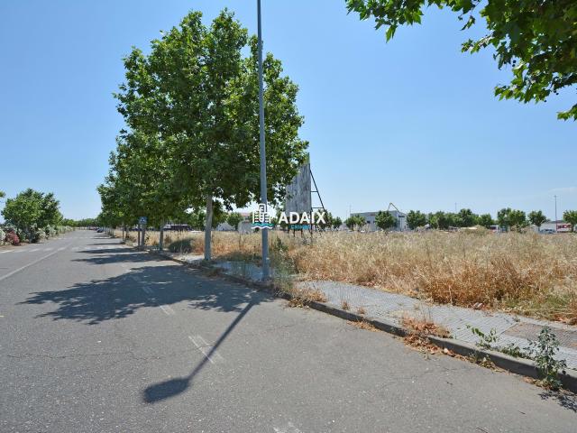Terreno en venta en Malpartida De Cáceres