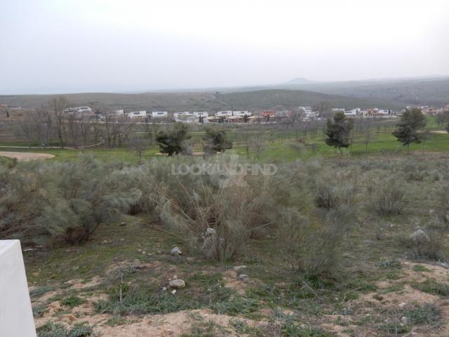 Terreno en venta en Layos