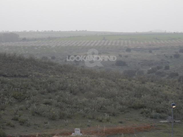 Terreno en venta en Layos