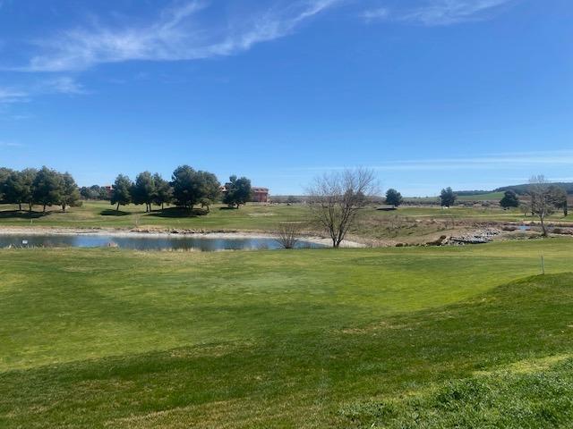 Terreno en venta en Layos