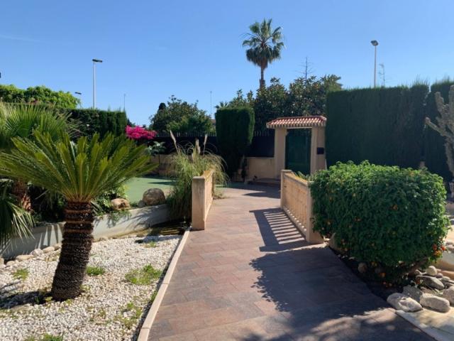 Terreno en venta en Altabix, el Baix Vinalopó