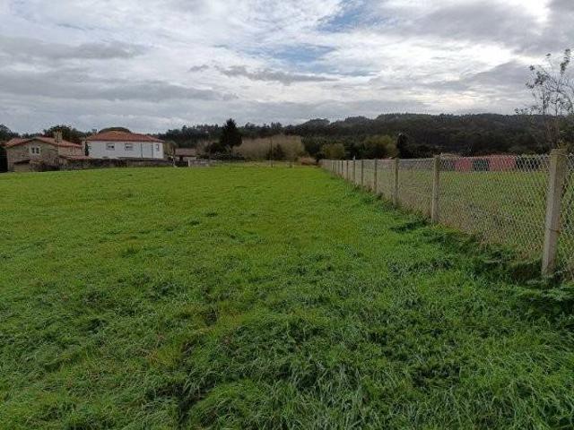 Terreno en venta en Abegondo, A Coruña