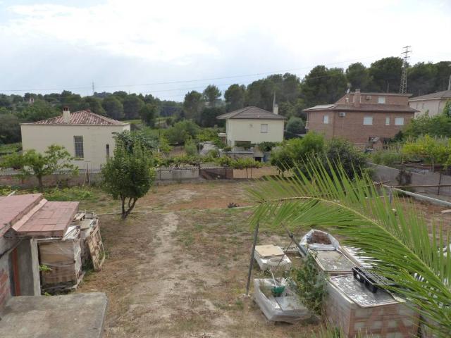 Terreno en venta en Abrera