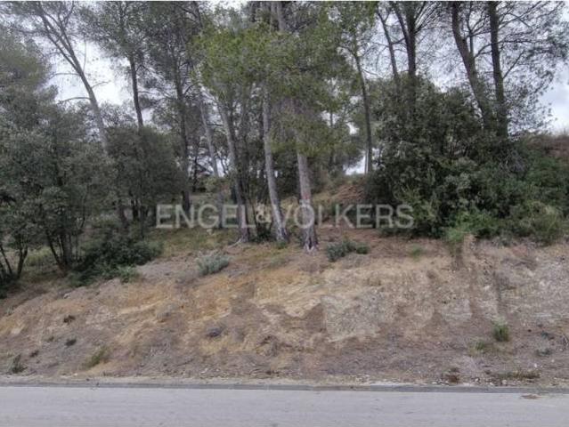Terreno en venta en Abrera