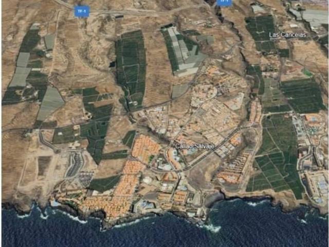 Terreno en venta en Adeje, Canarias