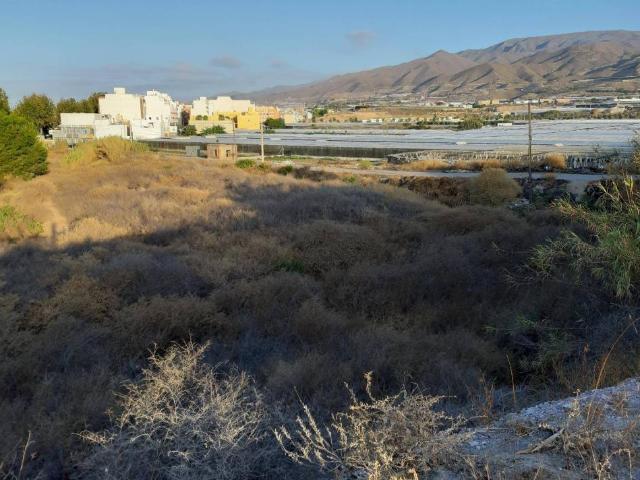 Terreno en venta en Adra, Almería