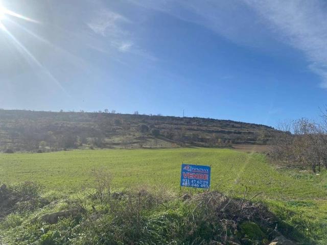 Terreno en venta en Adrada De Pirón, Segovia