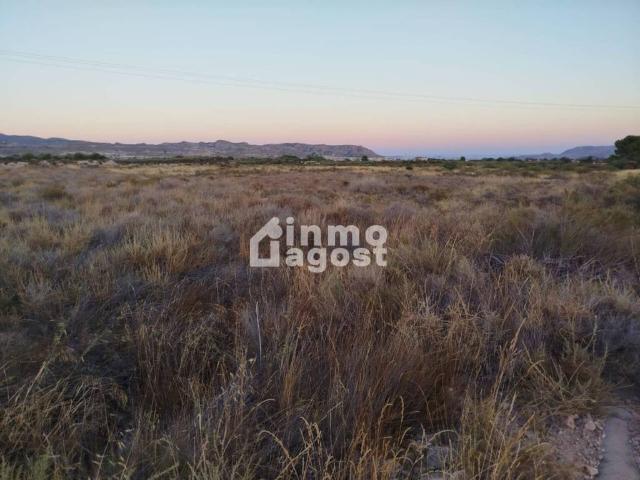 Terreno en venta en l'Alacantí, Valencia