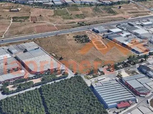 Terreno en venta en Alaquàs, València / Valencia