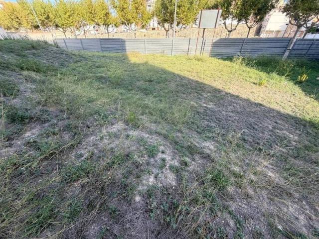 Terreno en venta en Albaida, València / Valencia