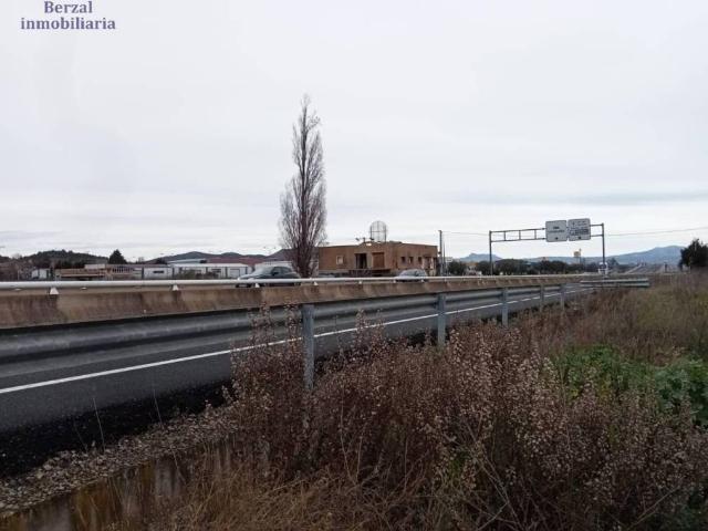 Terreno en venta en Albelda de Iregua, La Rioja