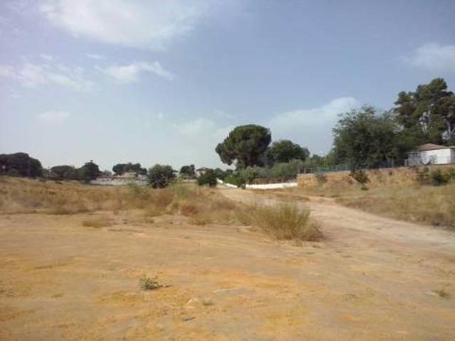 Terreno en venta en Alcalá De Guadaíra, Andalucía