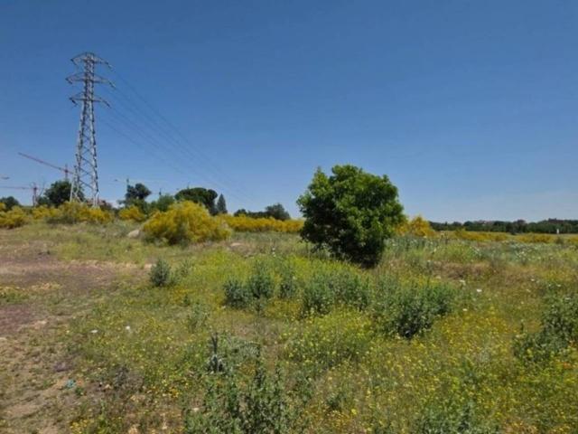 Terreno en venta en Distrito III, Alcalá De Henares
