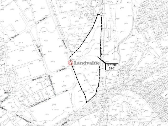 Terreno en venta en Distrito III, Alcalá De Henares