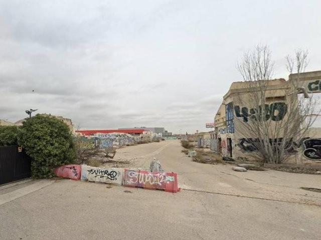 Terreno en venta en Distrito V, Alcalá De Henares