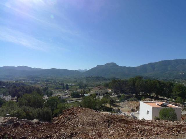Terreno en venta en Alcalalí