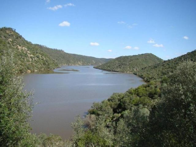 Terreno en venta en Alcántara, Extremadura