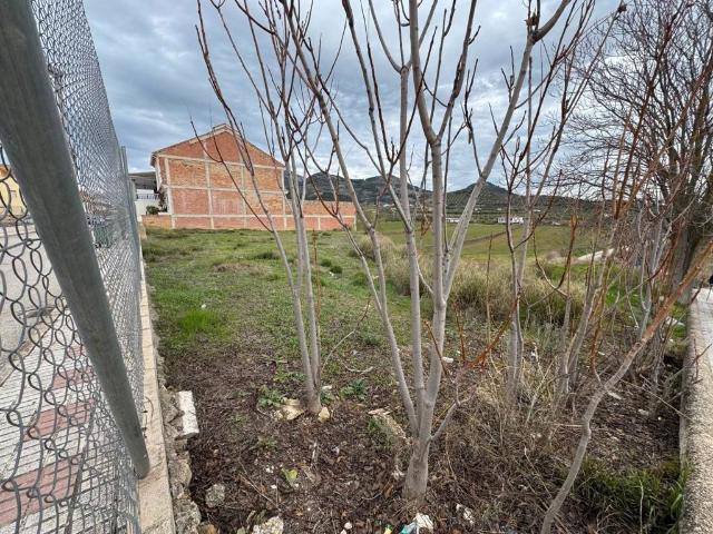 Terreno en venta en Alcaudete, Andalucía