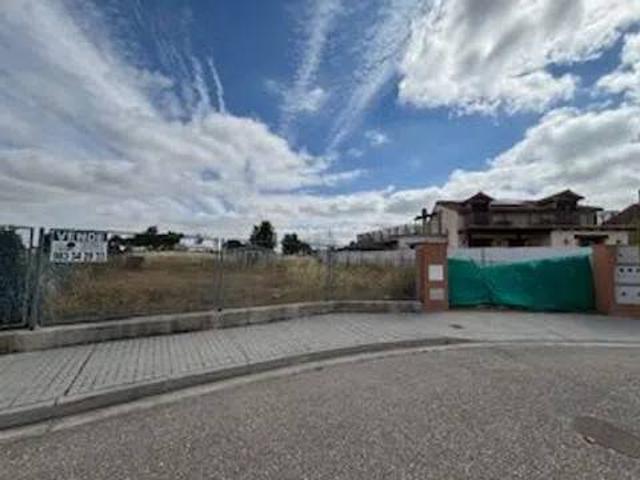 Terreno en venta en Aldeamayor De San Martín, Castilla y León