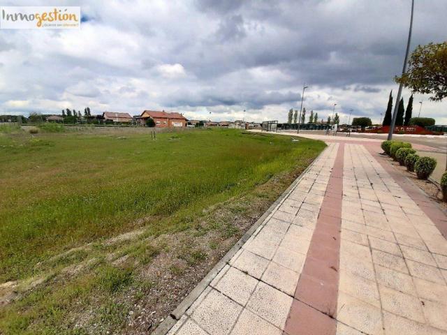 Terreno en venta en Aldeamayor De San Martín, Castilla y León
