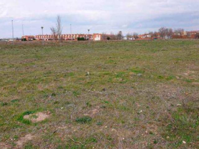 Terreno en venta en Aldeamayor De San Martín, Castilla y León