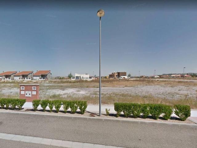 Terreno en venta en Aldeamayor De San Martín, Castilla y León