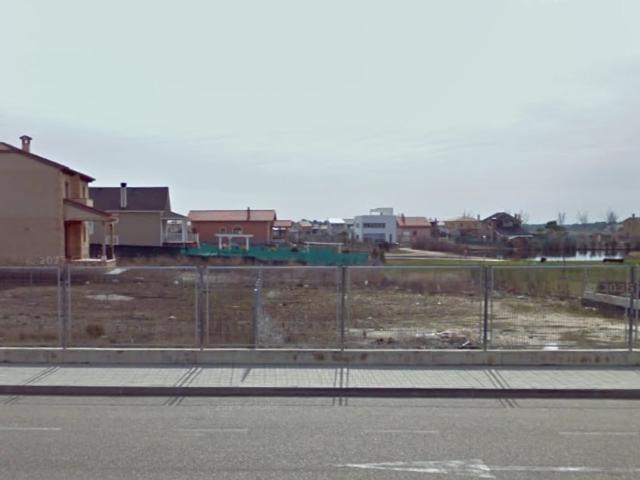 Terreno en venta en Aldeamayor De San Martín, Castilla y León