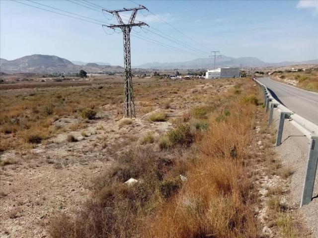 Terreno en venta en Alicante