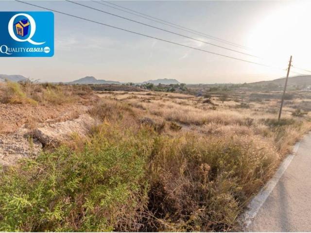 Terreno en venta en Alicante