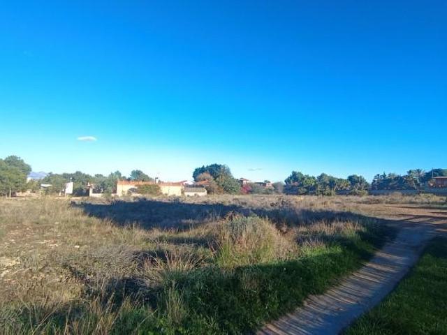 Terreno en venta en Alicante, Valencia