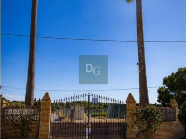 Terreno en venta en Comarca Metropolitana de Huelva, Andalucía