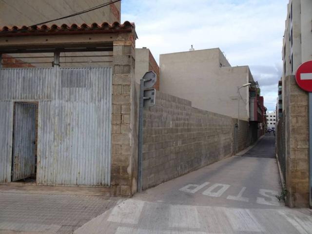 Terreno en venta en Almazora, Valencia
