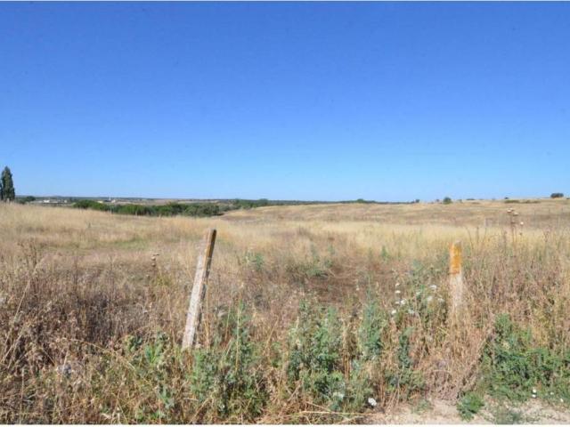 Terreno en venta en Almenara De Tormes, Castilla y León