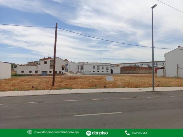 Terreno en venta en Almendralejo, Badajoz
