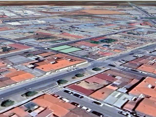 Terreno en venta en Almendralejo, Badajoz